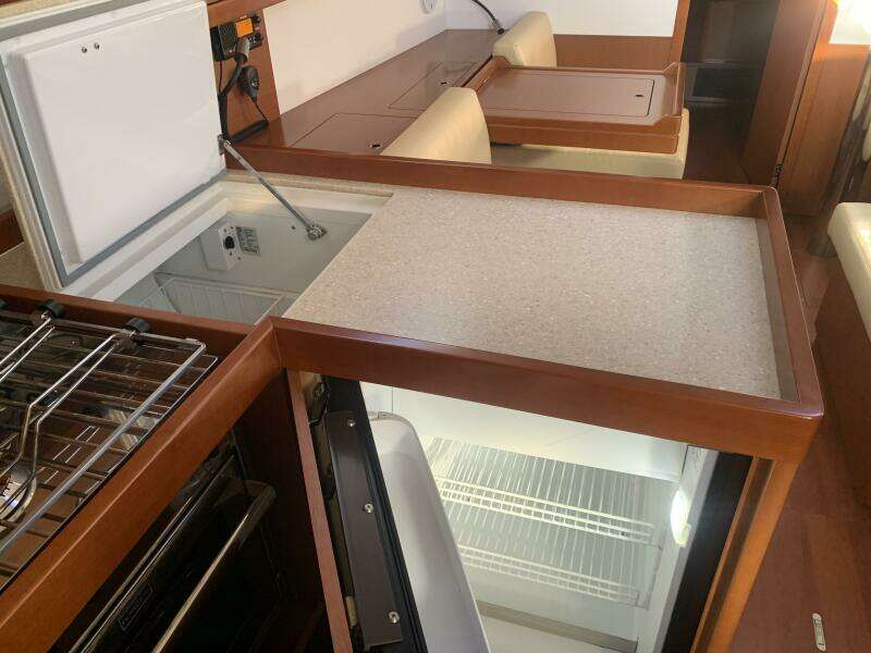 2014 Beneteau 45