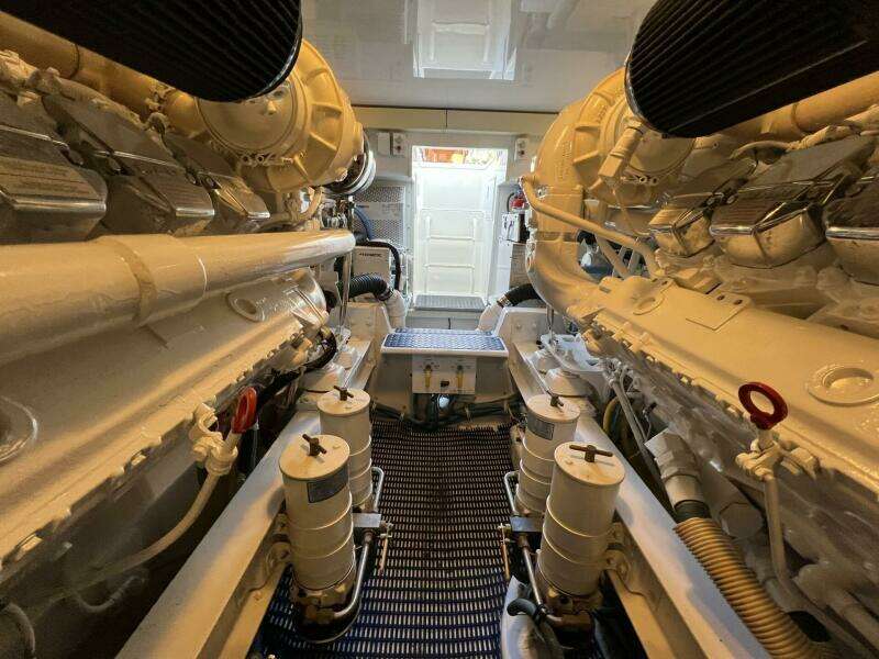 Viking 52 SILENT PARTNER - Engine Room