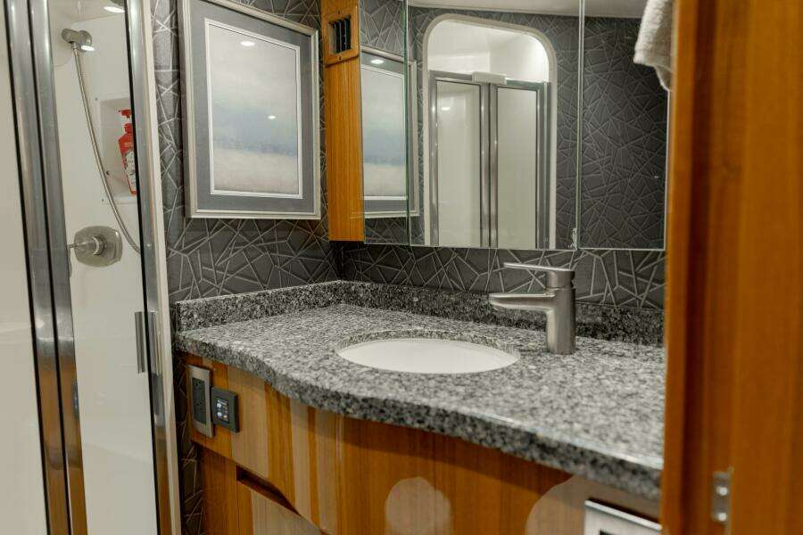 2015 Viking 52 Sport Tower- UP TO IT- Master Head