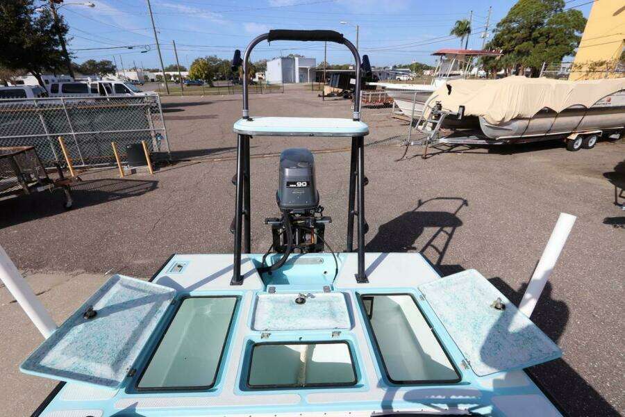 1996 Silver King Signature 16