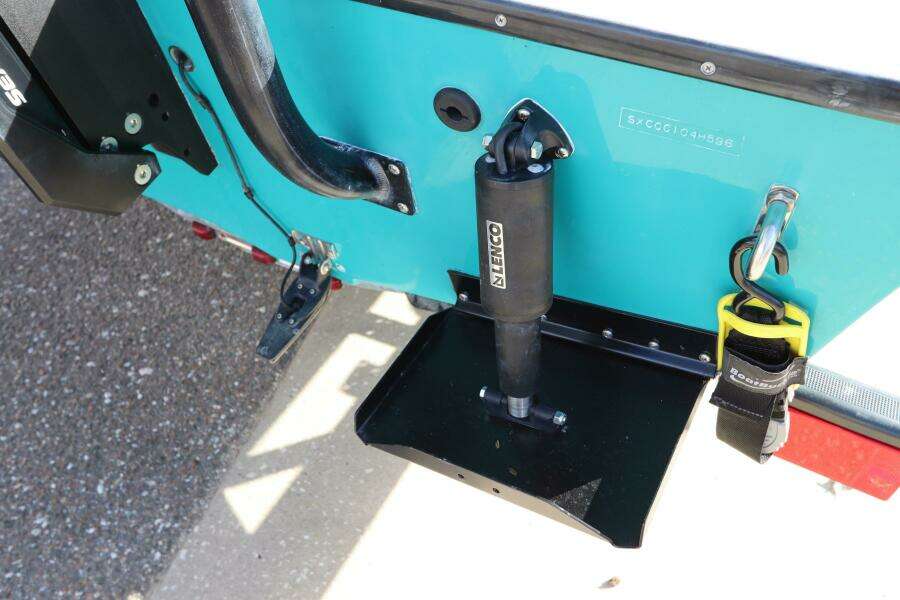 1996 Silver King Signature 16