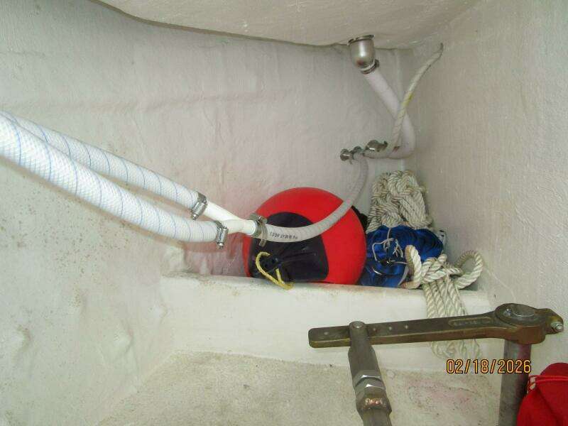 37' Great Harbour lazarette port