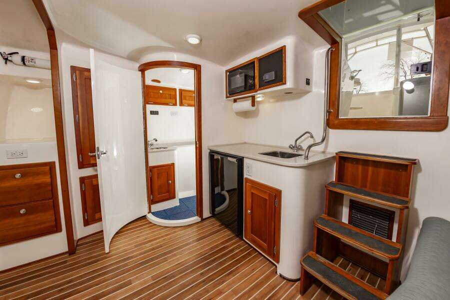 2003 Custom Carolina 40 Layton Express