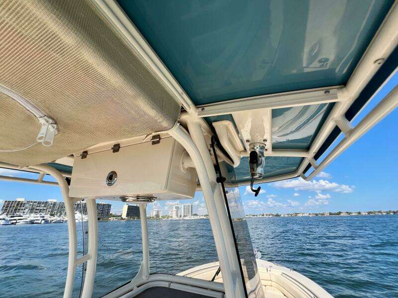 2018 Grady-White Fisherman 257