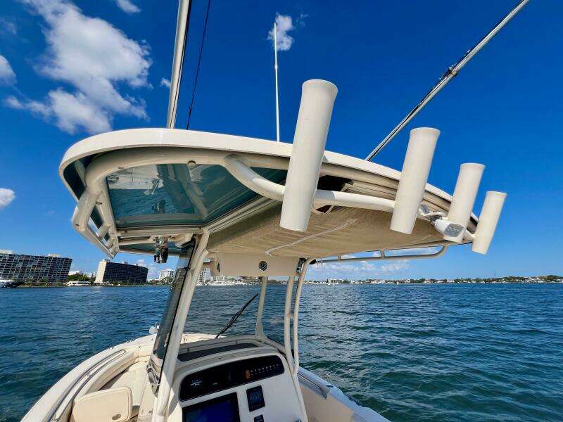 2018 Grady-White Fisherman 257