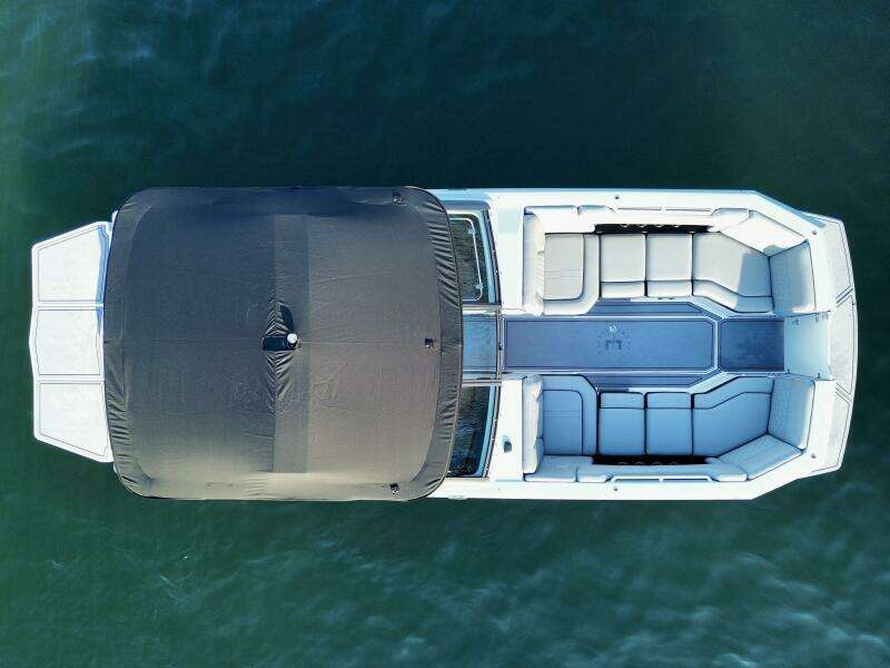 2023 Correct Craft Ingenity 23EL2 Electric Boat