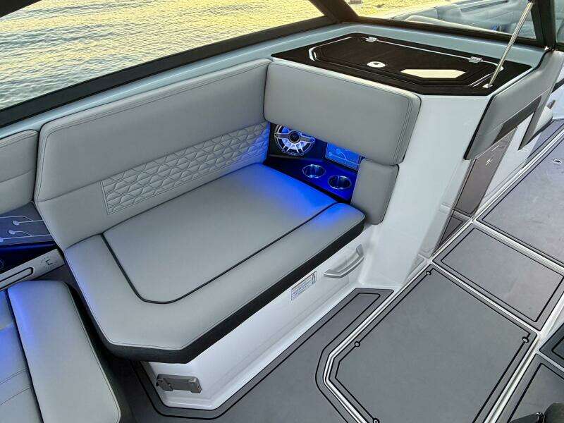 2023 Correct Craft Ingenity 23EL2 Electric Boat