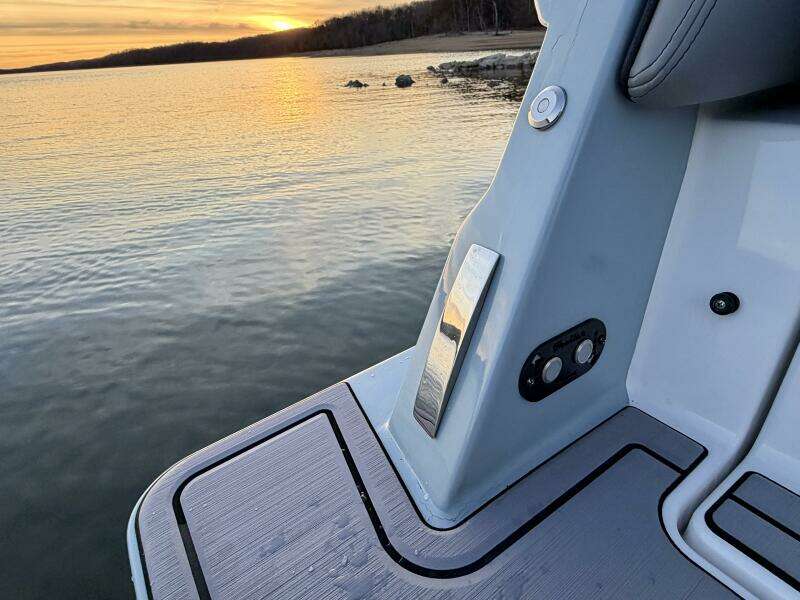 2023 Correct Craft Ingenity 23EL2 Electric Boat