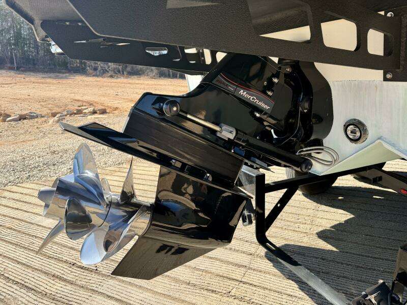 2023 Correct Craft Ingenity 23EL2 Electric Boat