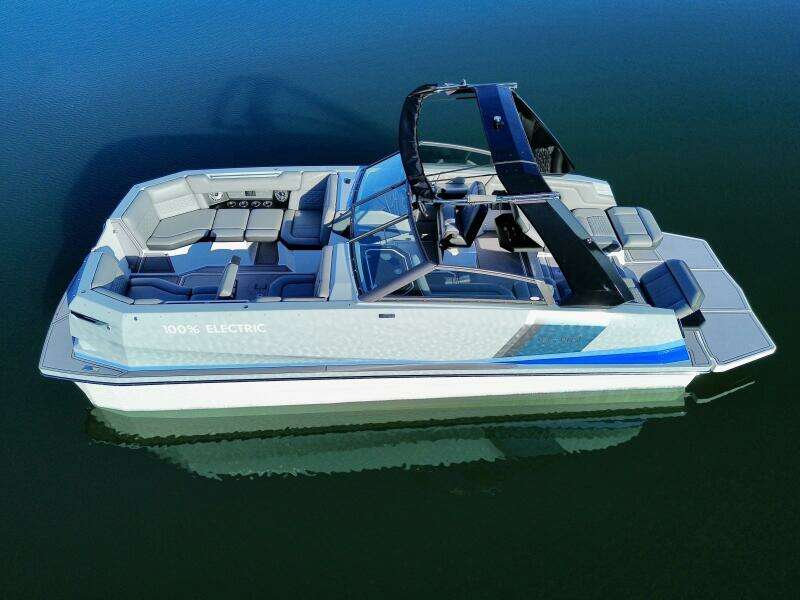 2023 Correct Craft Ingenity 23EL2 Electric Boat