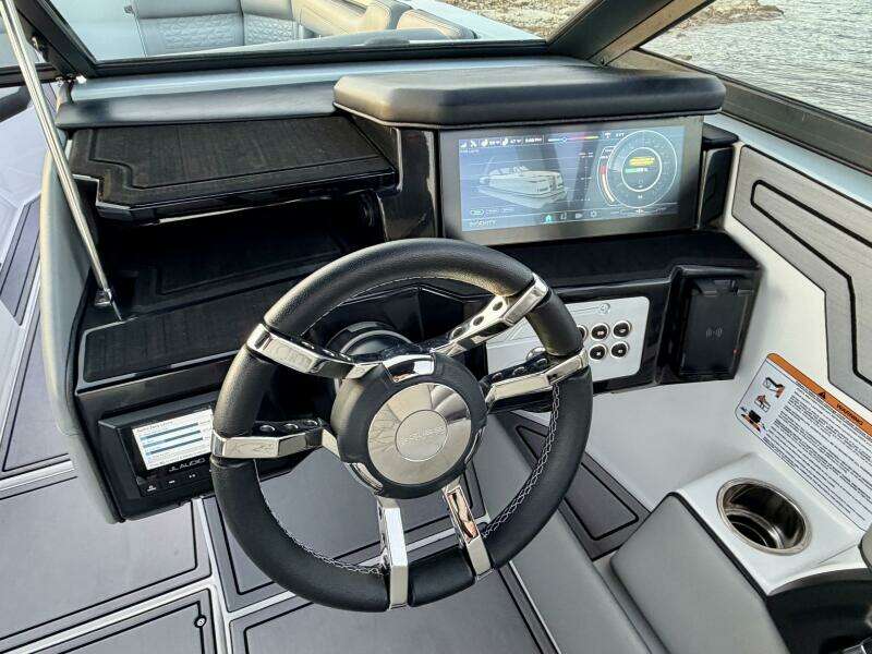 2023 Correct Craft Ingenity 23EL2 Electric Boat