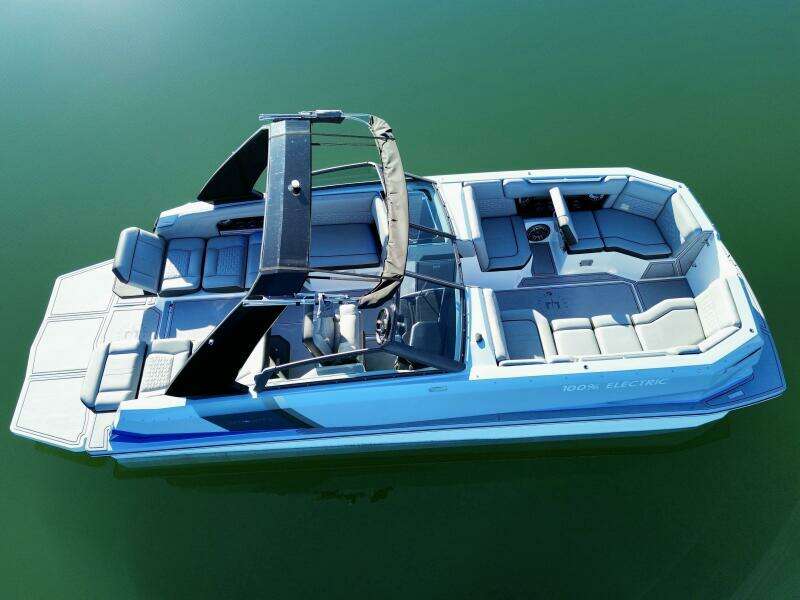 2023 Correct Craft Ingenity 23EL2 Electric Boat