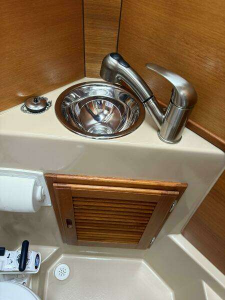 2016 Ranger Tugs R-25 SC