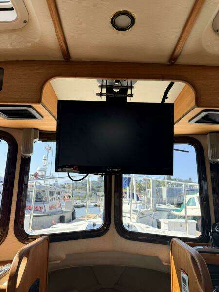 2016 Ranger Tugs R-25 SC