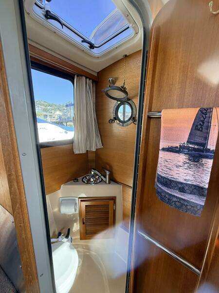 2016 Ranger Tugs R-25 SC