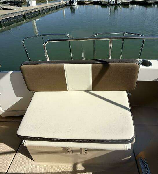 2016 Ranger Tugs R-25 SC