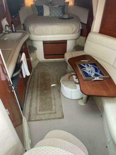 2005 Sea Ray Sundancer 320
