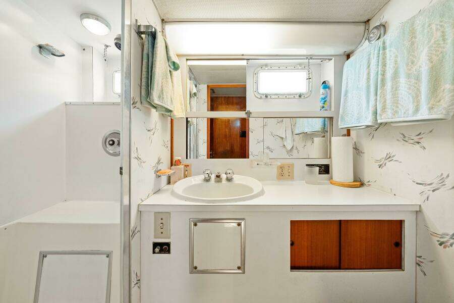 1979 Hatteras 53 Classic