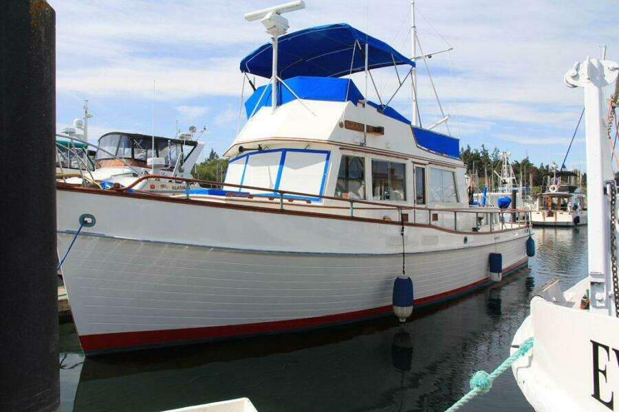 1974 Grand Banks GB42