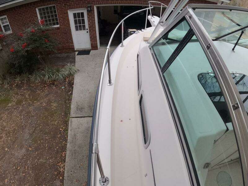 2001 Grady-White Gulfstream 232