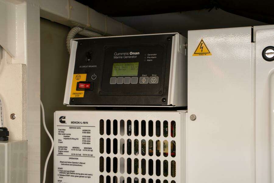 2018 Ferretti Yachts 450 Fly