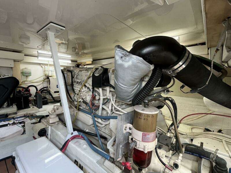 1999 Post 42 Convertible