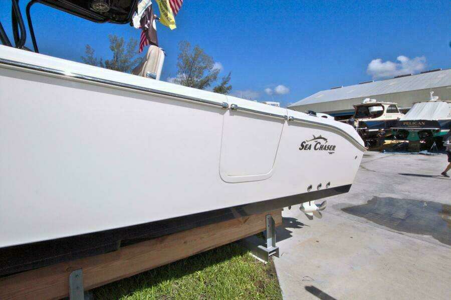 2018 Sea Chaser 27 HFC CC