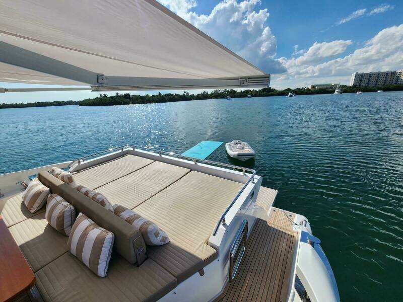 Fantastic_77 Main Deck Aft Lounge