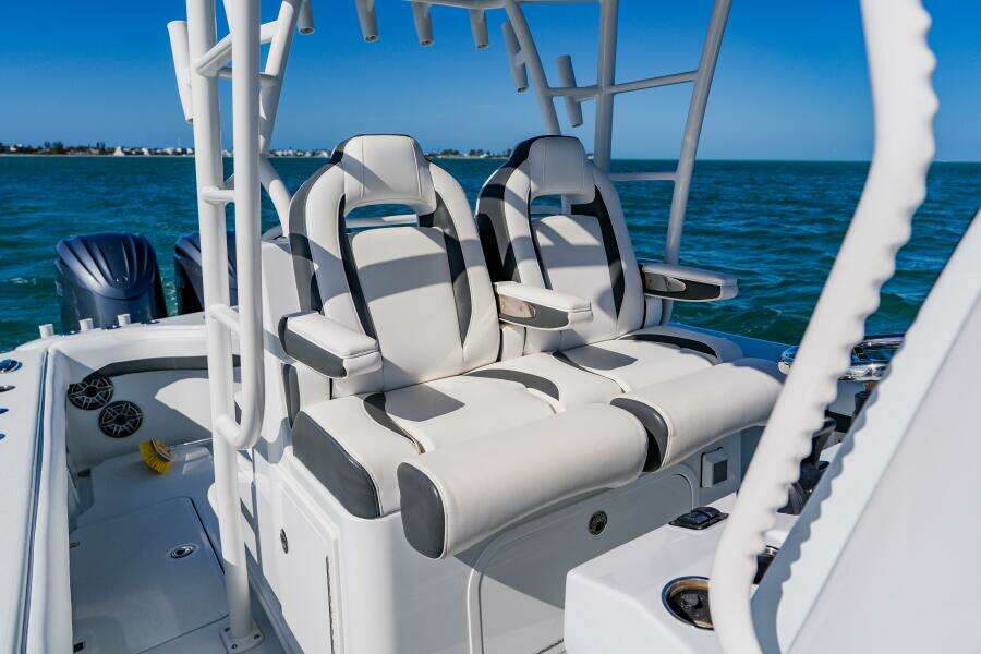 2025 Yellowfin 36 Offshore