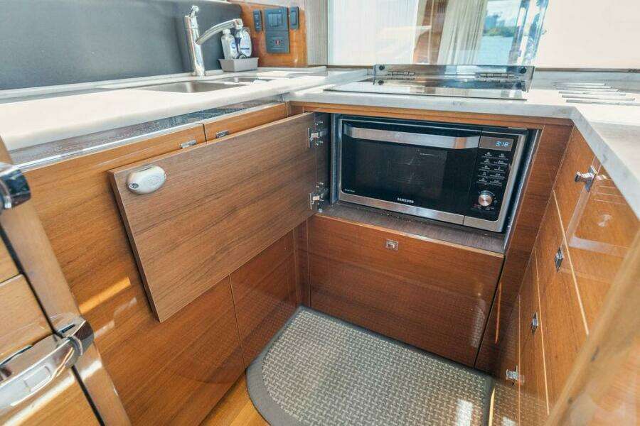 2016 Princess 60 Flybridge Motor Yacht
