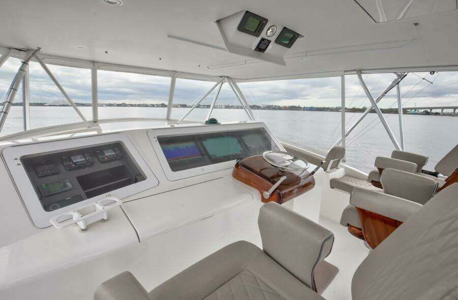 Viking 68 - Mobster - Flybridge, Helm Seats and Electronics