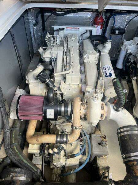 2003 Sea Ray 410 Express Cruiser