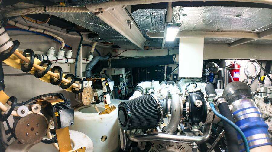 2016 Sea Ray L590 Fly