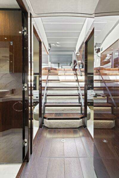 2019 Sunseeker Manhattan 66