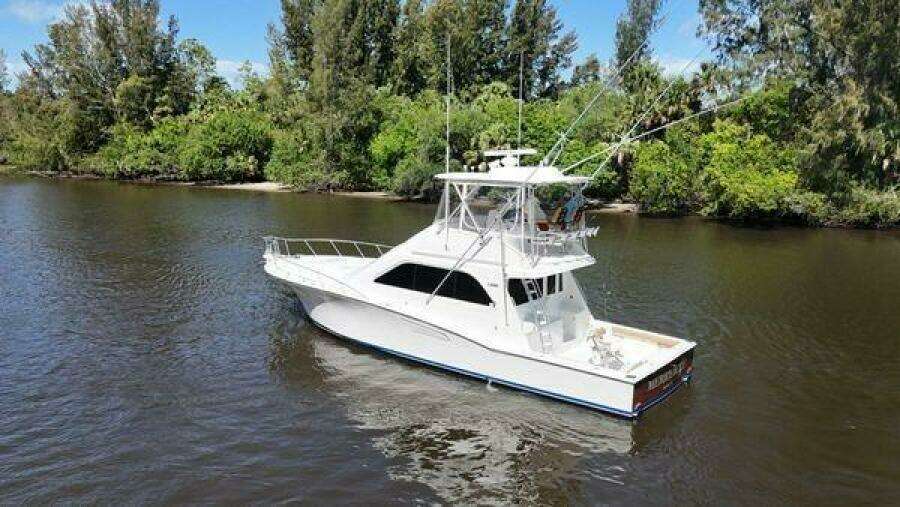 2004 Cabo 48 Flybridge