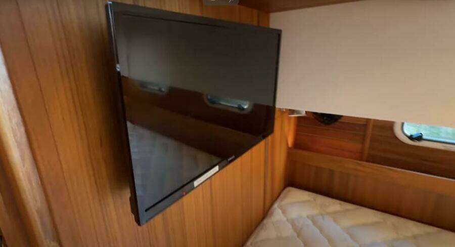 2025 Targa 37 Flybridge