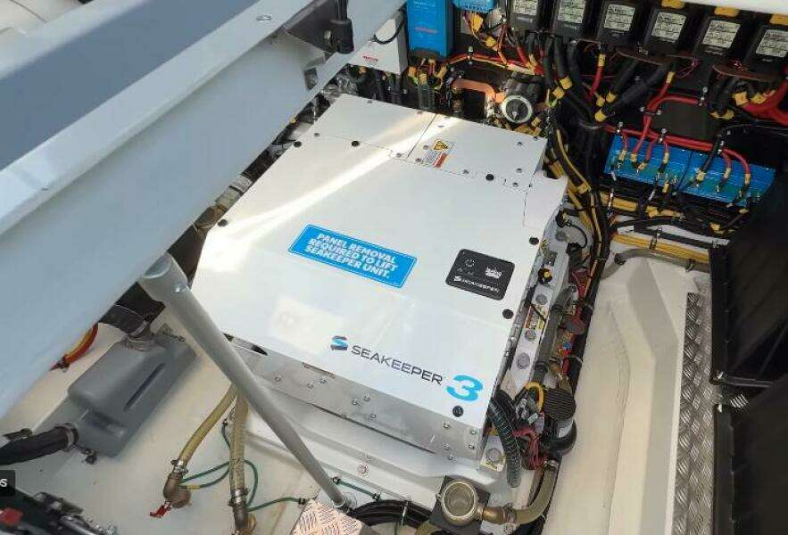 2025 Targa 37 Flybridge