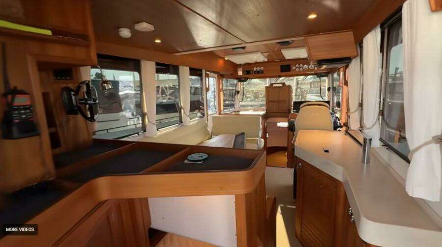 2025 Targa 37 Flybridge