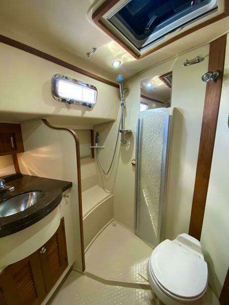 2006 Island Packet 440