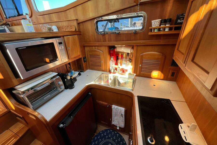 2006 Sabreline 36 Flybridge