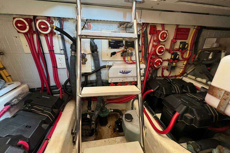 2006 Sabreline 36 Flybridge