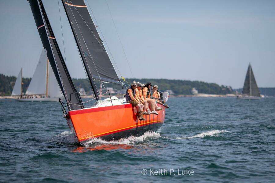 2013 J Boats J/111