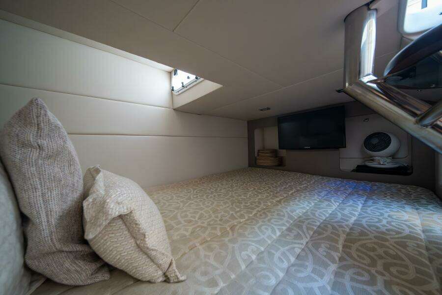 2018 Formula 350 Crossover Bowrider OB