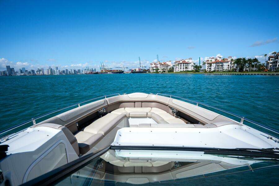 2018 Formula 350 Crossover Bowrider OB