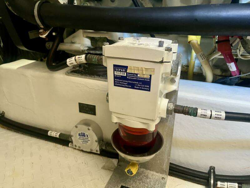 2016 Cruisers Yachts 45 Cantius