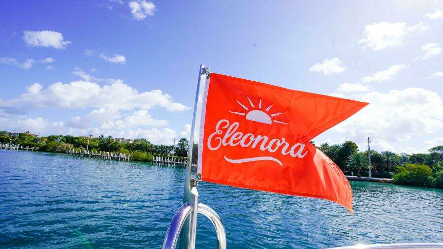 2004 Lazzara Yachts 80 SL