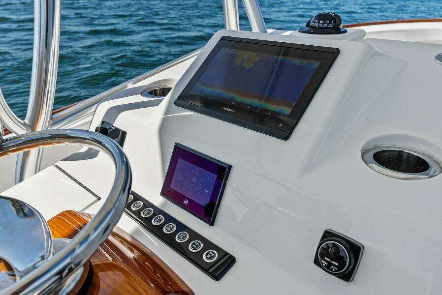 2024 Custom Center Console 26 High Ground Boatworks