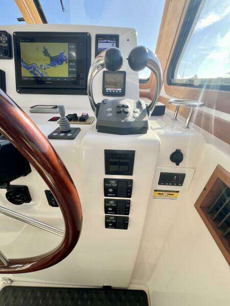 2006 Sabre 38 Hard Top Express