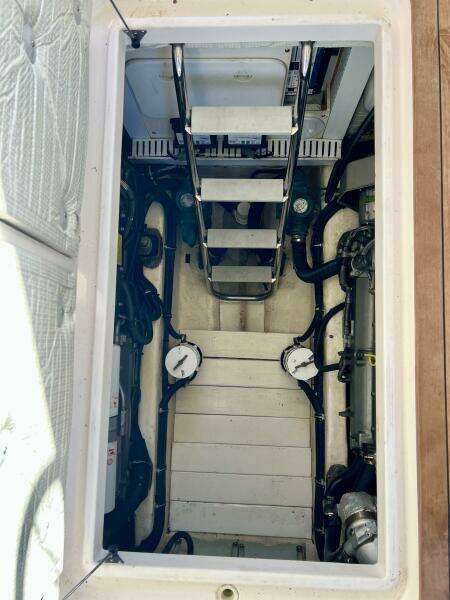 2006 Sabre 38 Hard Top Express