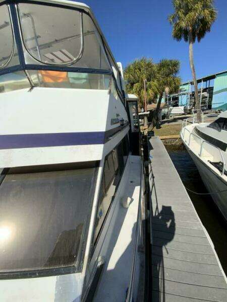 1987 President 41 Double Cabin Motor Yacht